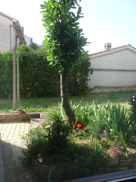 Casa Bianca Apartment Medulin Bagian luar foto